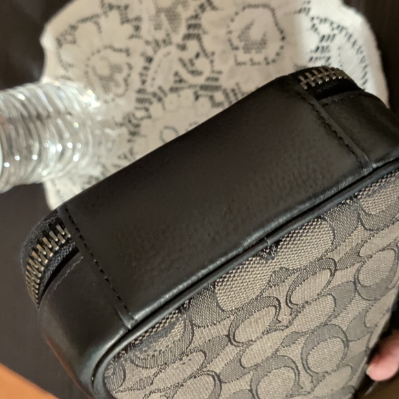 Coach Stanton C8237 Bag - Picture 5 of 16